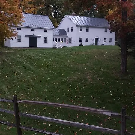 Meadowood Farm Bed & Breakfast